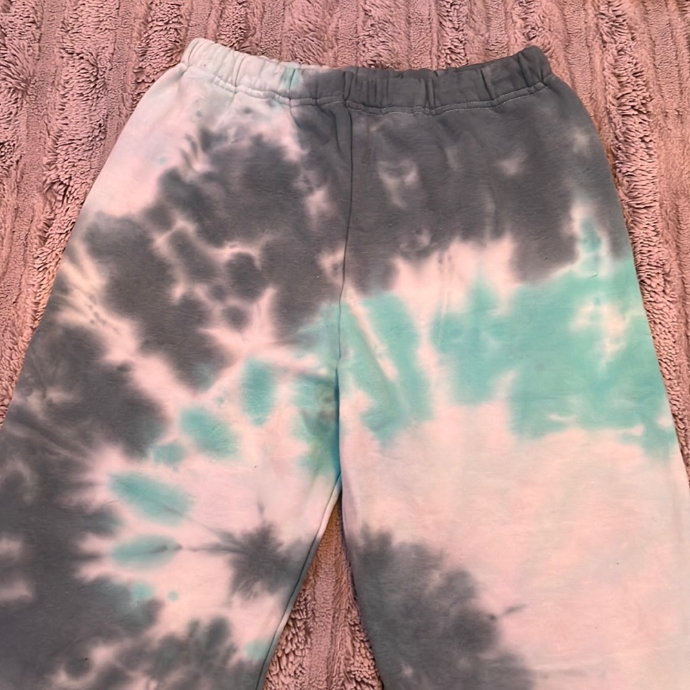 pacsun super cute blue tie dyed sweatpants!! size xs/s!!